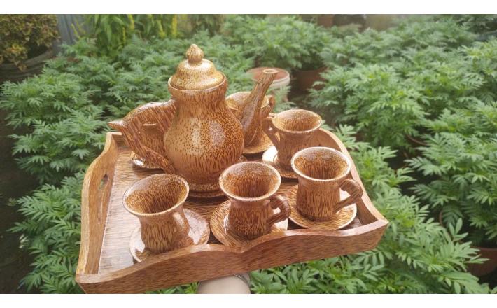 Coconut Wood Tea Set