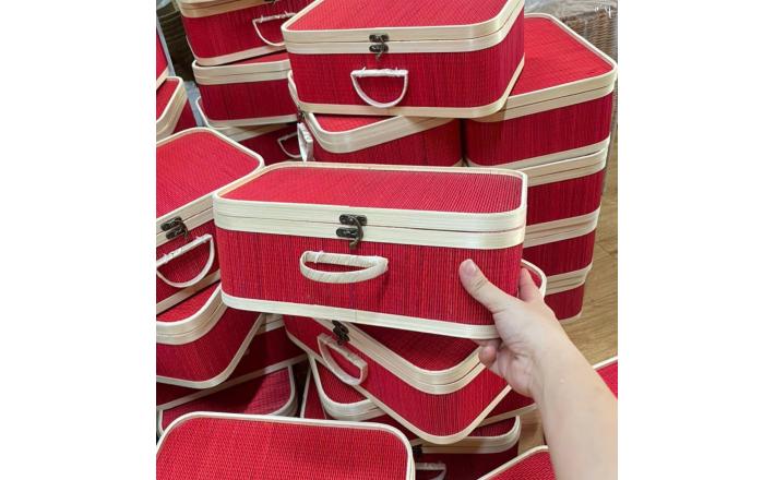 Red Bamboo Gift Box